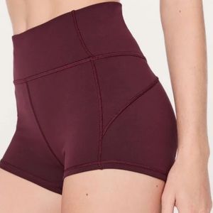 Lululemon In Movement Short High Rise 2.5" Everlux Dark Adobe sz.10